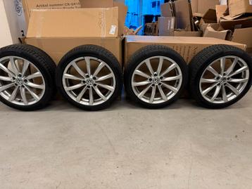 Licht metalen velgen winterset vw tiguan 5x112 beschikbaar voor biedingen