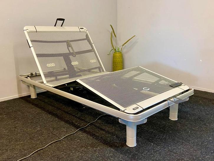 Auping Royal Elektrisch Verstelbaar 100x210 1-persoons Bed, Huis en Inrichting, Slaapkamer | Bedden, Zo goed als nieuw, Eenpersoons
