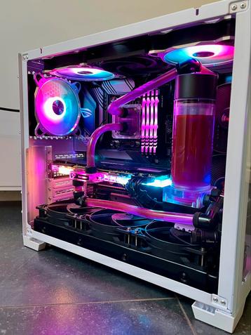 Custom Liquid Gaming PC || RTX 2080 Super - Ryzen 9 - 32 GB beschikbaar voor biedingen