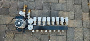 8 groeps verdeler voor vloerverwarming beschikbaar voor biedingen