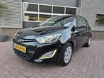 Hyundai i20 | Airco | Trekhaak | 1.2i Business Ed., Euro 5, Gebruikt, 4 cilinders, Zwart