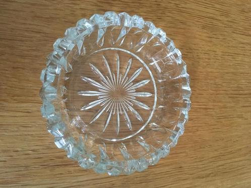 Mooie ronde vintage asbak van persglas France doorsnede 15, Antiek en Kunst, Antiek | Glas en Kristal, Ophalen of Verzenden