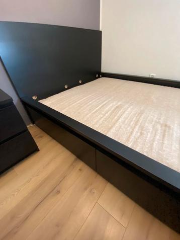 Ikea MALM bedframe met lattenbodems 140