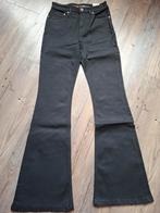 KUYICHI Lisette flared jeans W28 L32, Kleding | Dames, Spijkerbroeken en Jeans, Nieuw, Ophalen of Verzenden, W28 - W29 (confectie 36)