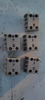 Allen Bradley 100KFC11 hulpcontactblok, Hobby en Vrije tijd, Ophalen of Verzenden, Zo goed als nieuw