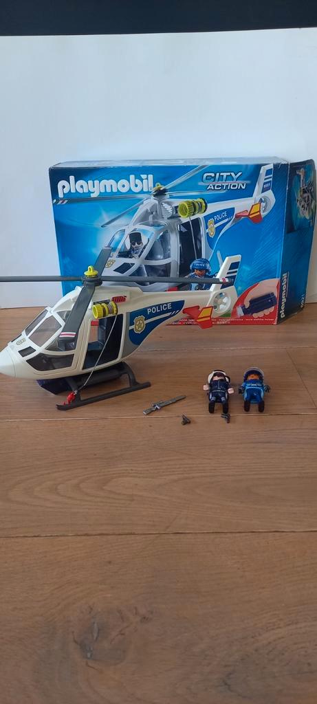 Playmobil Politiehelikopter met doos & werkende zoeklamp, Kinderen en Baby's, Speelgoed | Playmobil, Zo goed als nieuw, Ophalen of Verzenden
