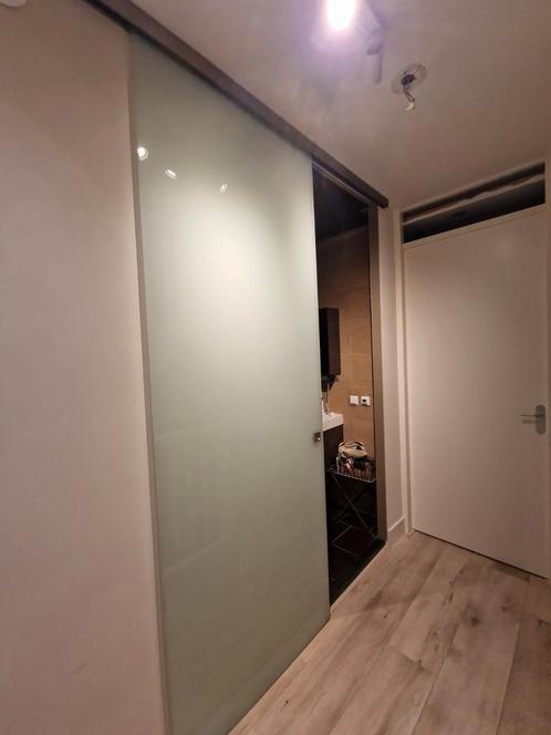 Luxe glazen schuifdeur in nieuwstaat, Doe-het-zelf en Verbouw, Deuren en Horren, Zo goed als nieuw, Binnendeur, 215 cm of meer
