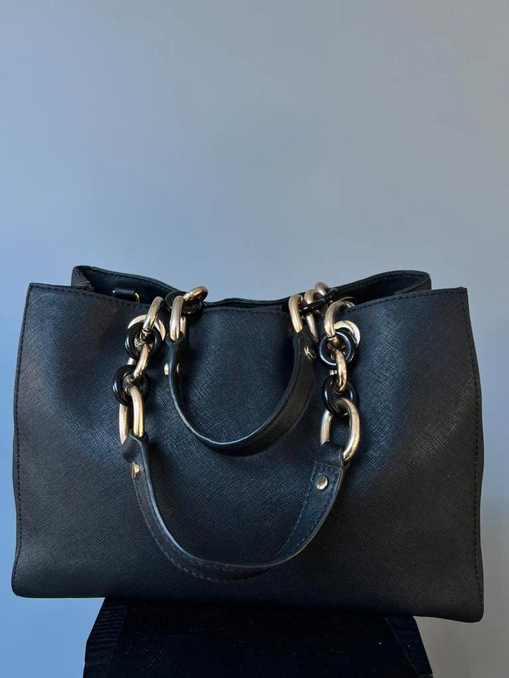 MICHAEL KORS ZWART LEER HANDTAS HAND TAS GOUDEN HARDWARE, Sieraden, Tassen en Uiterlijk, Tassen | Damestassen, Zo goed als nieuw