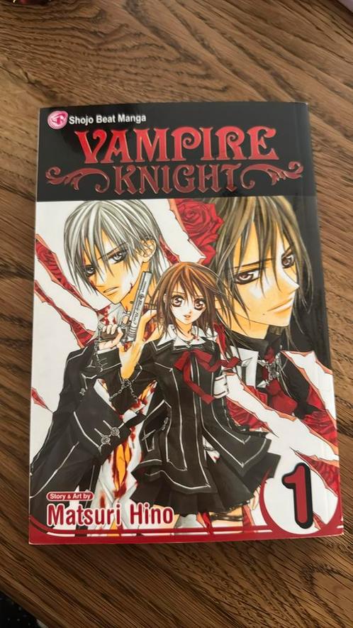 Vampire Knight Vol. 1 – Matsuri Hino (Engelstalige manga), Boeken, Strips | Comics, Zo goed als nieuw, Eén comic, Amerika, Ophalen of Verzenden