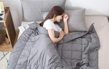 Verzwaringsdeken van Emsa 7kg
Afmetingen: 150 x 200 cm   beschikbaar voor biedingen