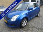 Suzuki Swift 1.3 Comfort-NAVI-CAMERA-AIRCO-GARANTIE!, Auto's, Voorwielaandrijving, Stof, Gebruikt, Zwart