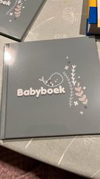 Jacqueline Pieterson - Babyboek vierkant groen, Boeken, Kinderboeken | Baby's en Peuters, Ophalen, Zo goed als nieuw, Jacqueline Pieterson