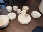 Wit servies met gouden rand €20!!!, Ophalen of Verzenden, Zo goed als nieuw, Effen, Porselein