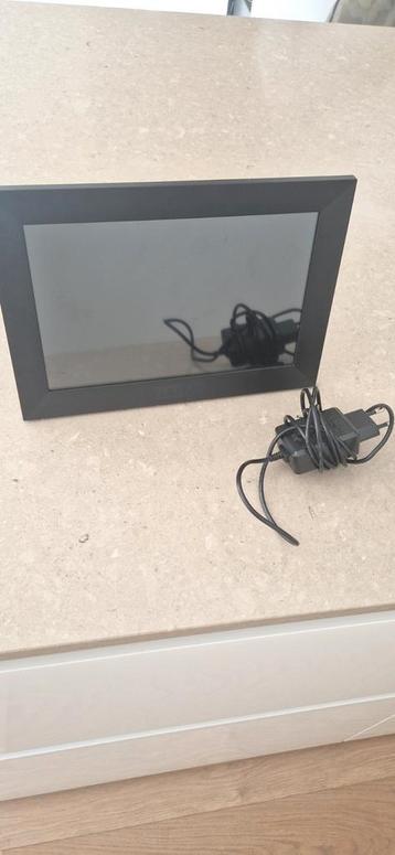 Zedar Digitale Fotolijst beschikbaar voor biedingen