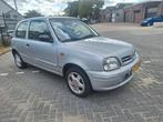 Nissan Micra 1.0 3D 2000 Grijs, Auto's, Voorwielaandrijving, 4 cilinders, Origineel Nederlands, Zilver of Grijs