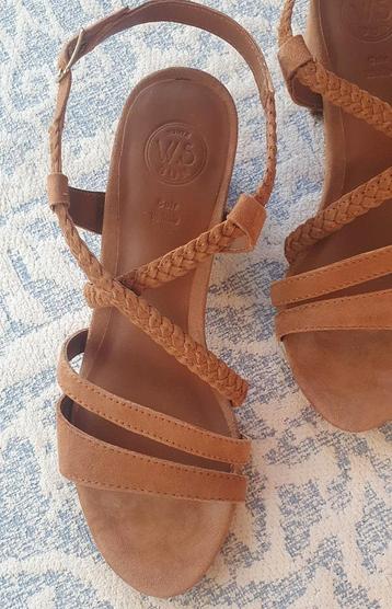 Nieuwe suède sandalen van White Sun maat 39 beschikbaar voor biedingen