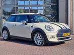 MINI Mini 1.5 Cooper Business | Automaat | LED | Airco | Cru, 12 maanden, Gebruikt, Euro 6, 4 stoelen