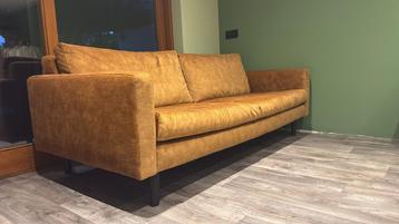 Cognac Bank Suede beschikbaar voor biedingen