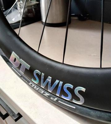Custom DT SWISS Felgen Aufkleber - Holographisch beschikbaar voor biedingen