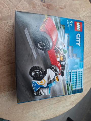 Politie achtervolging lego set (dicht doosje) beschikbaar voor biedingen