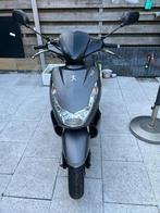 Peugot Kisbee met blauw kenteken., Fietsen en Brommers, Snorfietsen en Snorscooters, Ophalen, Benzine, Peugeot