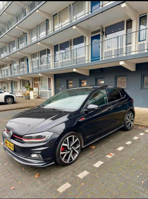 Volkswagen Polo 2.0 TSI 200pk 6-DSG 2018 Zwart, Auto's, Volkswagen, Particulier, Polo, Achteruitrijcamera, Panoramadak, Parkeercamera