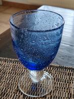 Blauw gekleurd groot glas met druppel effect aan de binnenka, Ophalen of Verzenden