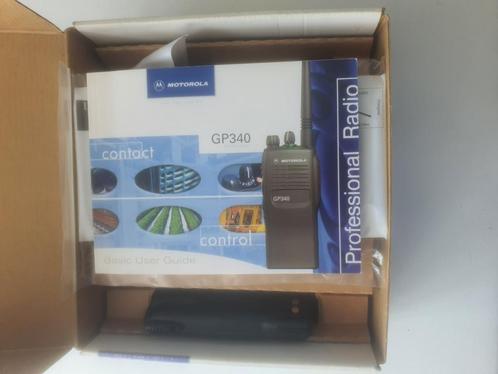 Motorola GP 340 nieuw in doos, Telecommunicatie, Portofoons en Walkie-talkies, Nieuw, Portofoon of Walkie-talkie, 5 tot 15 km