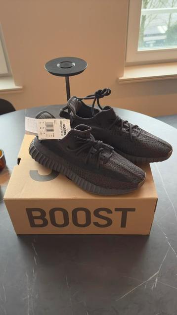 Adidas Yeezy 350 V2 | Maat 44 | Deadstock | FY2903 Cinder beschikbaar voor biedingen