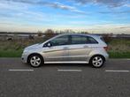 Mercedes-Benz B-Klasse B160 5DRS 2009 Grijs, Auto's, Mercedes-Benz, Voorwielaandrijving, 65 €/maand, Stof, 1498 cc