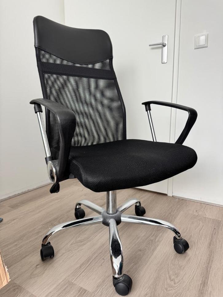 Zwarte Bureaustoel, Huis en Inrichting, Bureaustoelen, Zo goed als nieuw, Bureaustoel, Zwart, Ergonomisch, Ophalen