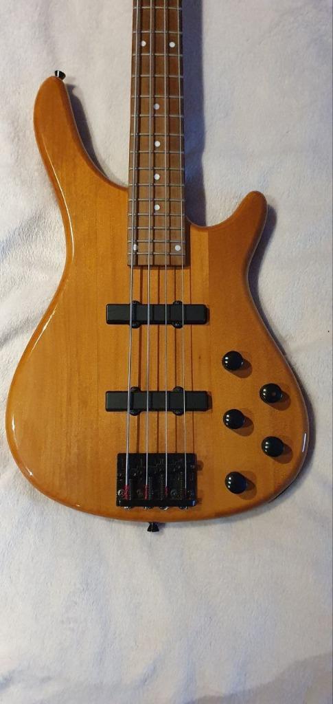 Stagg BC300 A / N Basgitaren, Muziek en Instrumenten, Snaarinstrumenten | Gitaren | Bas, Zo goed als nieuw, Elektrisch, Ophalen