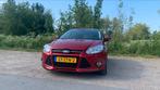 Ford Focus titanium 1.6 Tdci 77KW Wagon 2013 Rood, Auto's, Ford, 4 cilinders, Origineel Nederlands, Stationwagon, 1274 kg