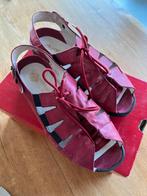 Helioform sandalen 4,5, Kleding | Dames, Schoenen, Ophalen of Verzenden, Zo goed als nieuw, Rood, Sandalen of Muiltjes