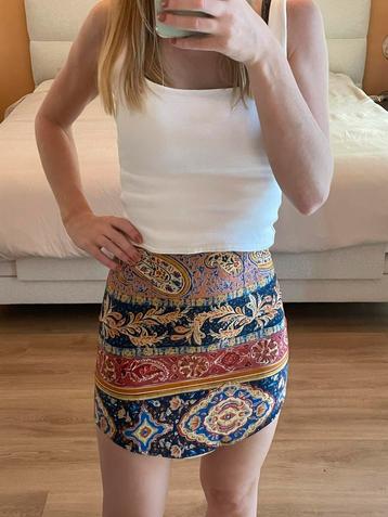 Zara Mediterraanse mini rok beschikbaar voor biedingen