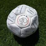 Ajax bal met handtekeningen, Ophalen, Ajax