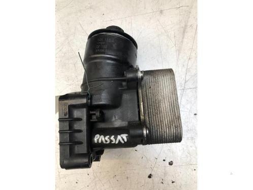 Oliefilterhuis van een Volkswagen Passat, Auto-onderdelen, Filters, Volkswagen, Gebruikt, 3 maanden garantie, Ophalen of Verzenden