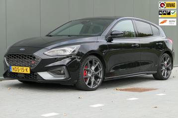 Ford FOCUS 2.3 EcoBoost ST-3 Recaro B&O 280pk Navi HUD beschikbaar voor biedingen