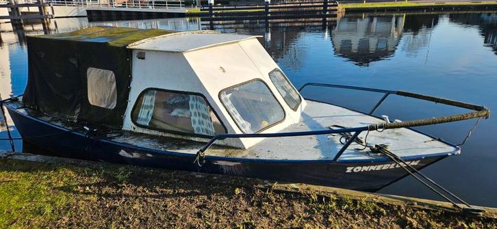 Leuke opknapper, Watersport en Boten, Sloepen, Gebruikt, Tot 10 pk, 3 tot 6 meter, Benzine, Polyester, Ophalen