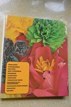 Emailleren Kunstbloemen Inlijsten Glasblazen Heraldiek etc, Boeken, Gelezen, Diverse auteurs, Ophalen of Verzenden, Overige onderwerpen
