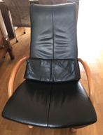 Leren Relaxfauteuil met Houten Accenten, Huis en Inrichting, Fauteuils, Ophalen, Minder dan 75 cm, Leer, Zo goed als nieuw