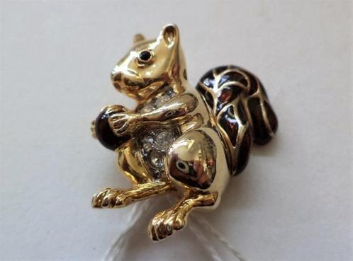 Eekhoorn met strass, vergulde broche (6742-2267), Sieraden, Tassen en Uiterlijk, Broches, Zo goed als nieuw, Overige materialen