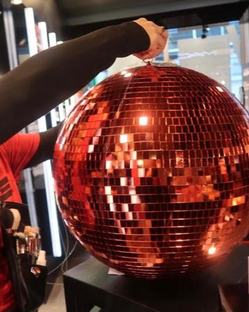 Discobal Rood XL beschikbaar voor biedingen
