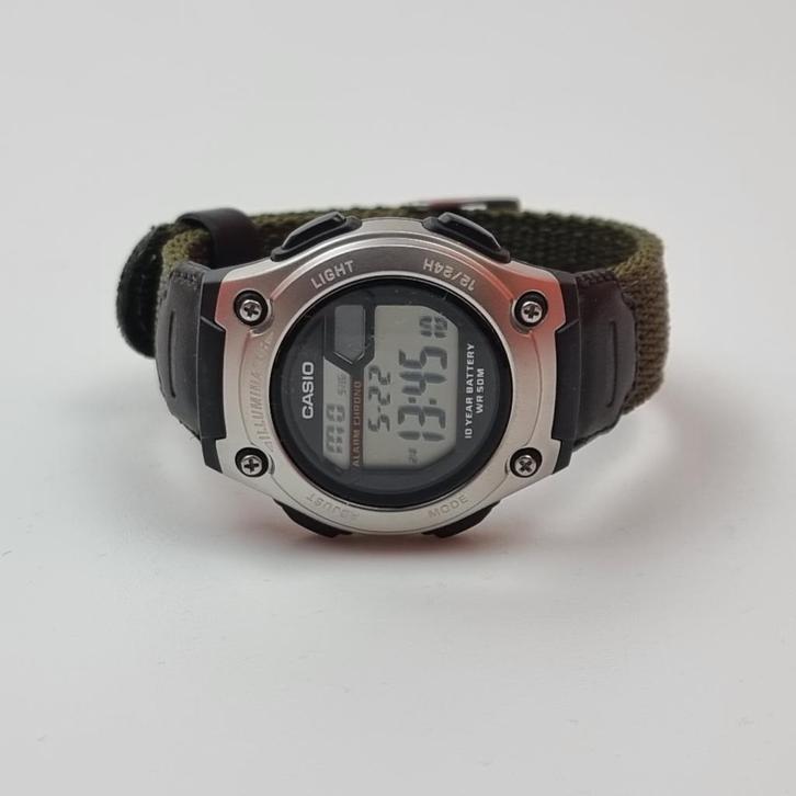 Casio W-211 Horloge | Nette staat, Sieraden, Tassen en Uiterlijk, Horloges | Kinderen, Zo goed als nieuw