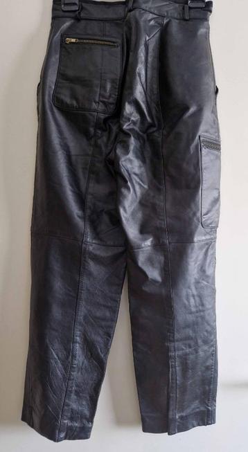 Lederen broek, in goede conditie! beschikbaar voor biedingen