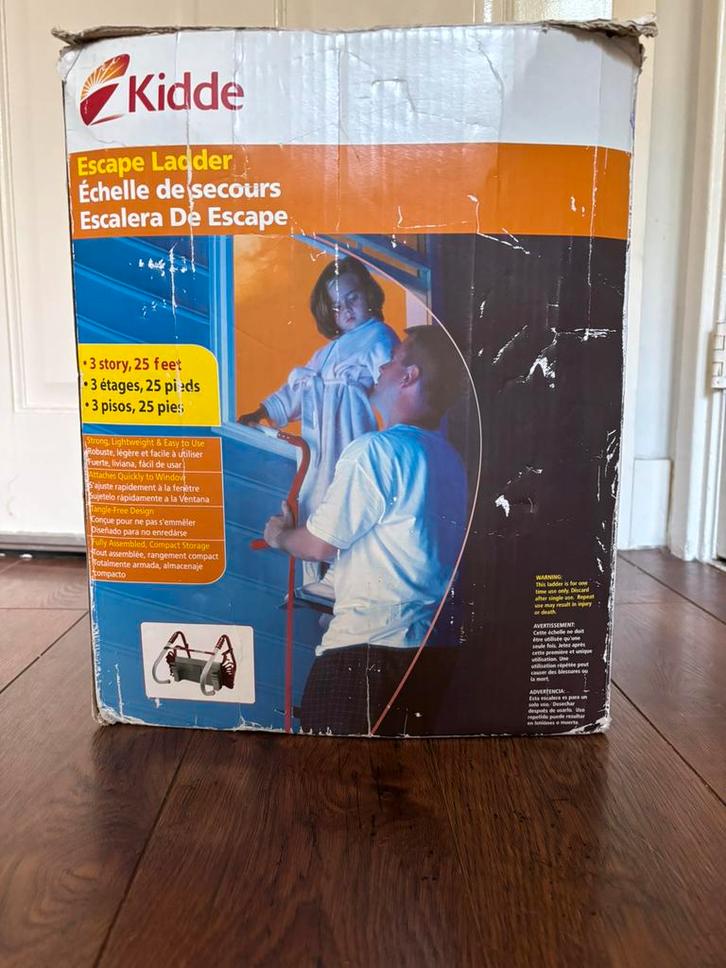 Nood/vlucht ladder voor 3 verdiepingen, Doe-het-zelf en Verbouw, Ladders en Trappen, Nieuw, Ladder, 4 meter of meer, Opvouwbaar of Inschuifbaar