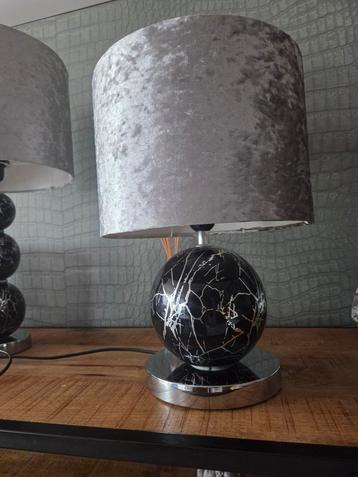 Lamp beschikbaar voor biedingen