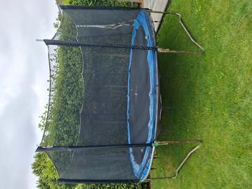 Trampoline 4,5 mtr doorsnede beschikbaar voor biedingen