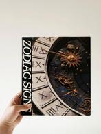 Koffietafelboek zodiac sign, Ophalen of Verzenden, Zo goed als nieuw