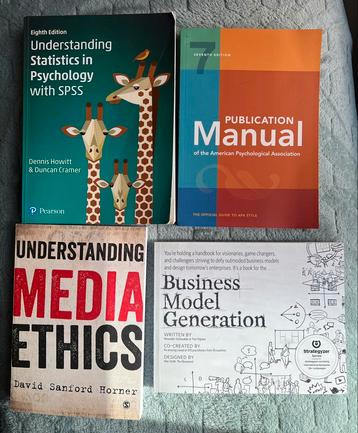 Studieboeken Creative Business beschikbaar voor biedingen